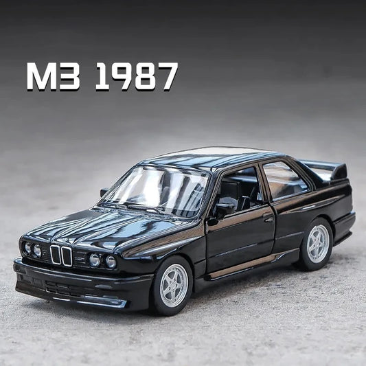 BMW M3 1987 Modellauto 🚗✨ – 1:36 Klassisches Metallspielzeug mit Rückziehfunktion