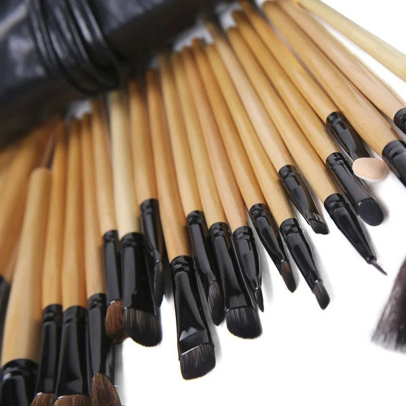 🎁 FOEONCO 24-teiliges Make-up Pinsel-Set – Professionelle Kosmetikpinsel in Geschenkverpackung